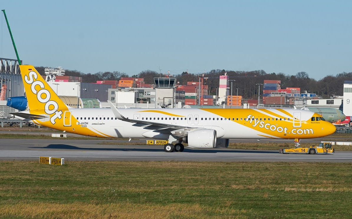 SMBC Aviation Capital :: SMBC Aviation Capital delivers two